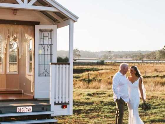 Big Love, Tiny Chapel - Vegas Style weddings in the heart of Margaret River