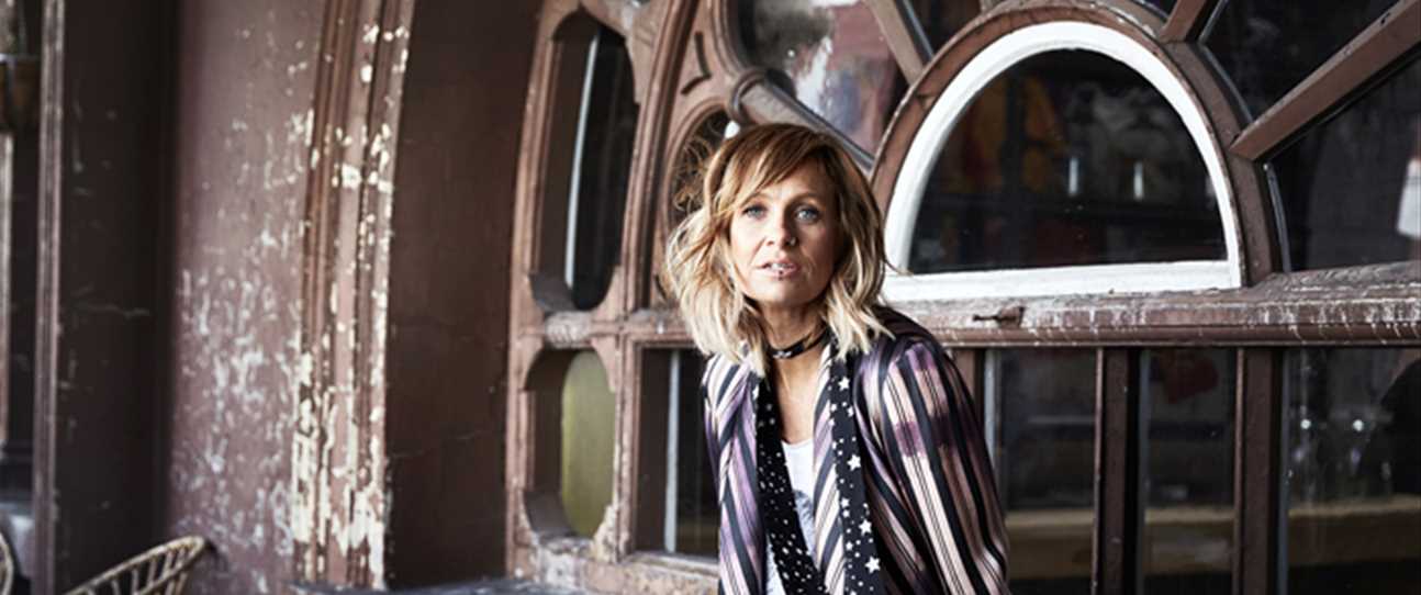 Catching Up with Kasey Chambers