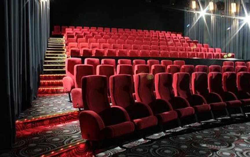 Grand Cinemas Armadale, Local Facilities in Armadale