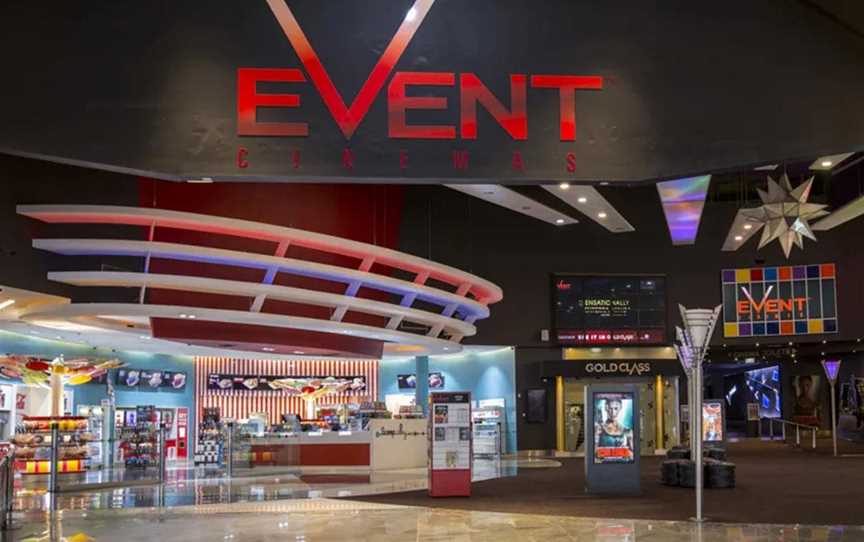 Event Cinemas Innaloo, Local Facilities in Innaloo