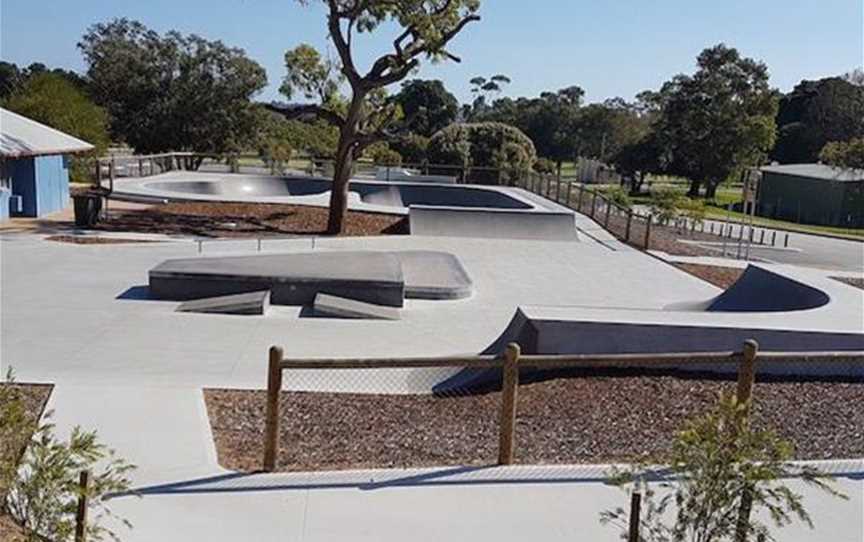 Wanneroo Skate Park, Local Facilities in Wanneroo