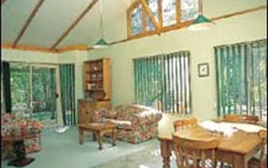 Harmony Forest Cottages, Accommodation in Forest Grove