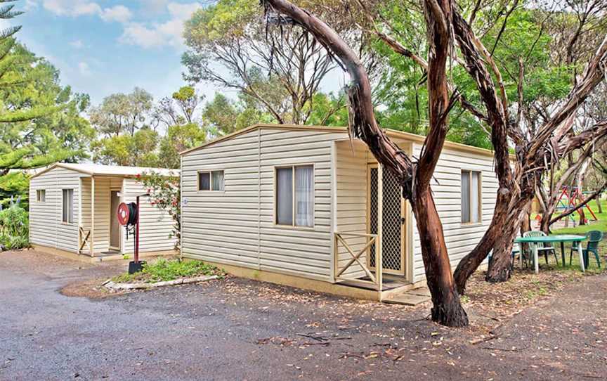 Acclaim Pine Grove Holiday Park, Accommodation in Esperance - Town