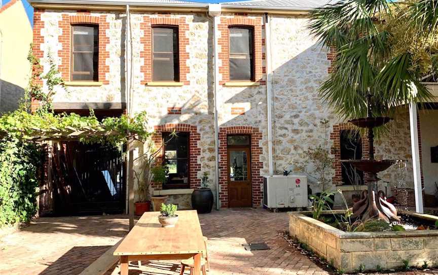 Historic Fremantle Riverside Home, Accommodation in North Fremantle
