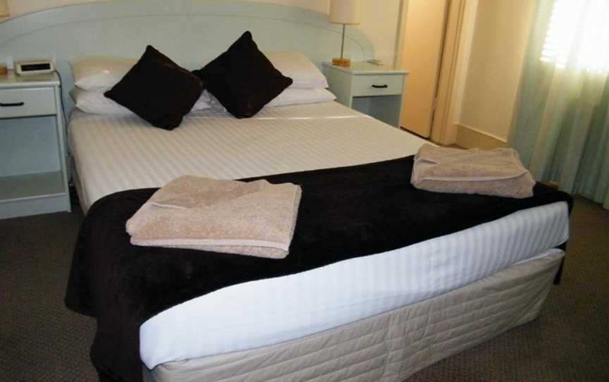 Grand Tasman Hotel, Accommodation in Port Lincoln