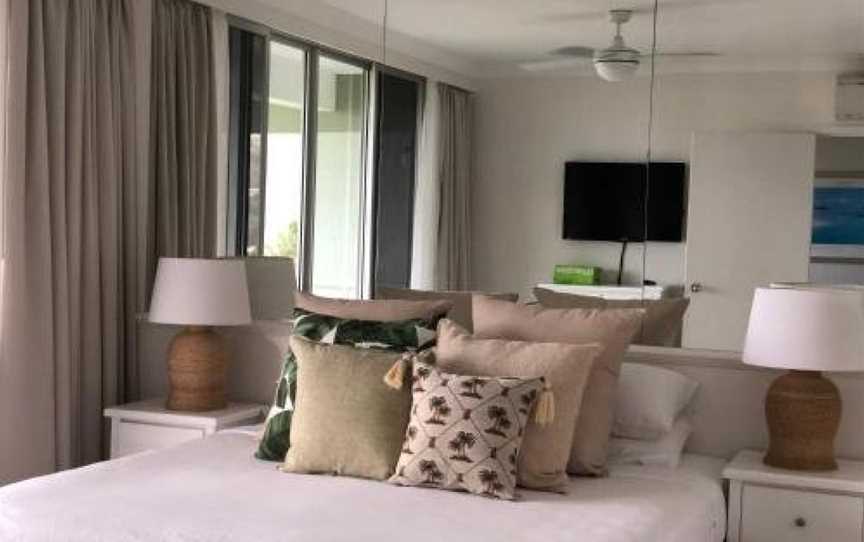 Lagoon Beachfront Lodge 202 on Hamilton Island by HamoRent, Whitsundays, QLD