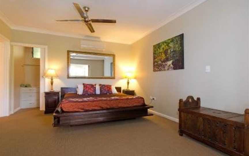 3 Bedroom Poinciana Lodge, Whitsundays, QLD