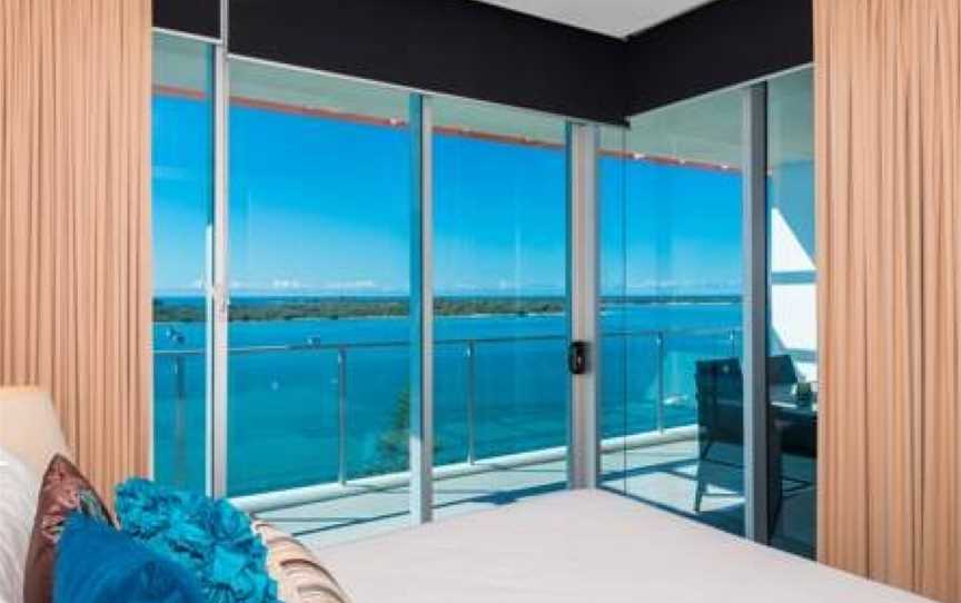 Silvershore Apartments on the Broadwater, Biggera Waters, QLD