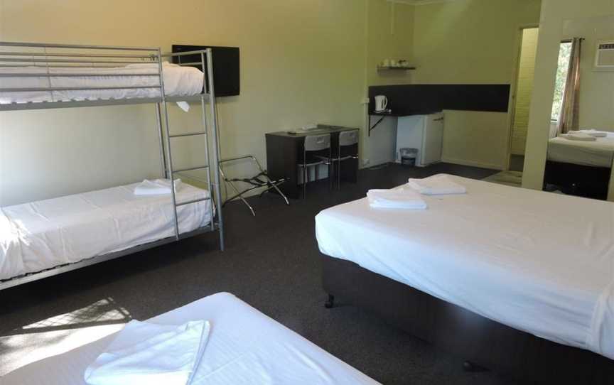 TOWN & COUNTRY MOTEL & RESTAURANT, Nerang, QLD