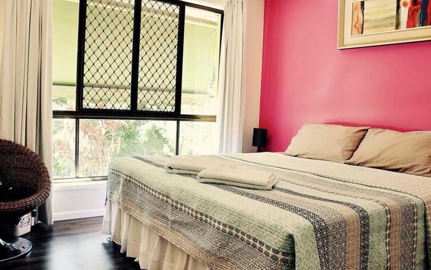 TL Warmest Homestay, Robina, QLD