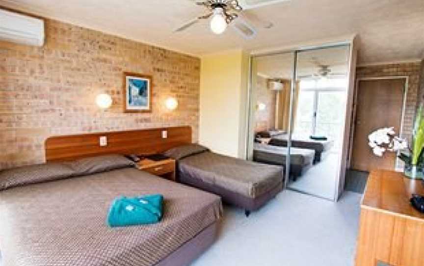Bombora Resort - Coolangatta, Accommodation in Kirra