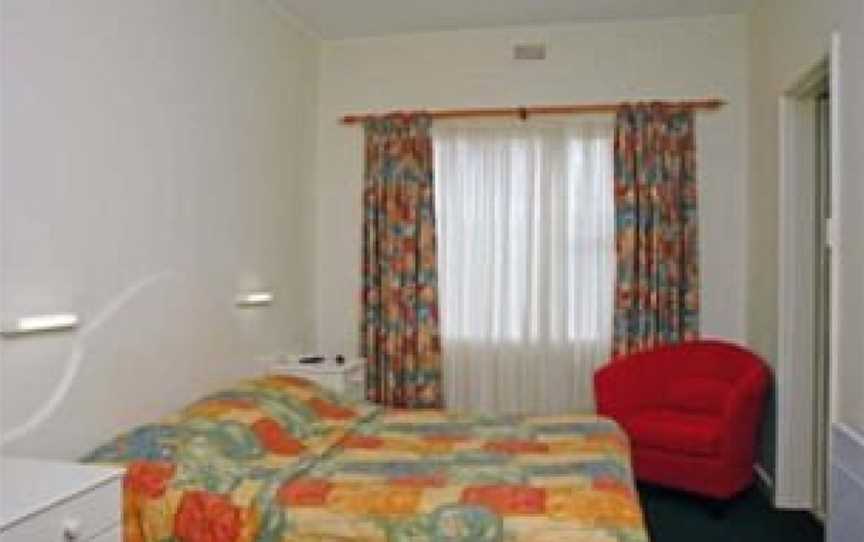 Claremont Hotel Motel, Berriedale, TAS