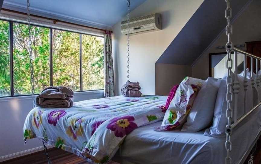 Montville Country Cabins, Accommodation in Montville