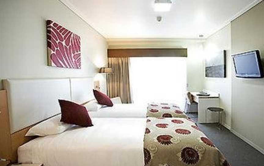 Grand Hotel and Apartments Townsville, Accommodation in South Townsville
