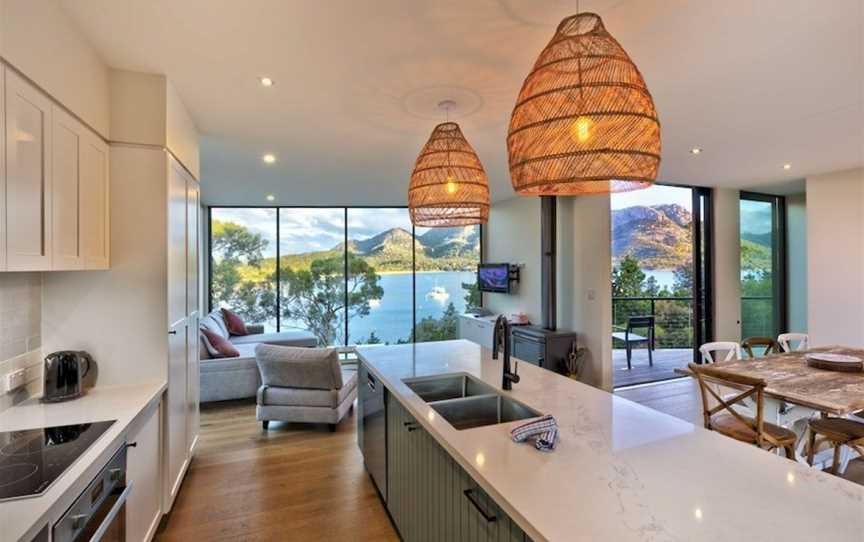 Furneaux, Accommodation in Coles Bay