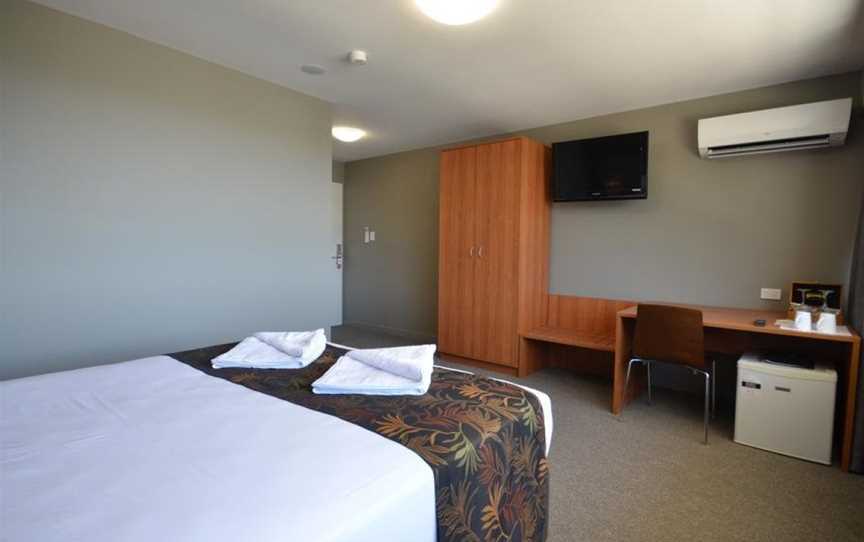 Gladstone Reef Hotel Motel, Gladstone, QLD