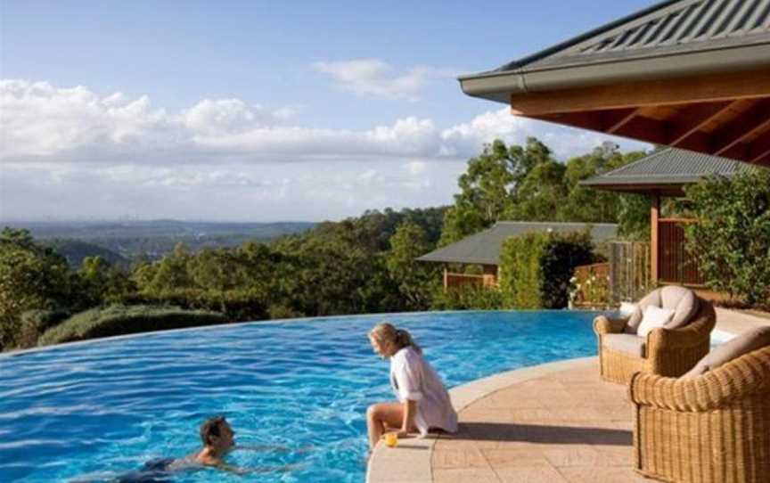 Ruffles Lodge & Spa, Willow Vale, QLD