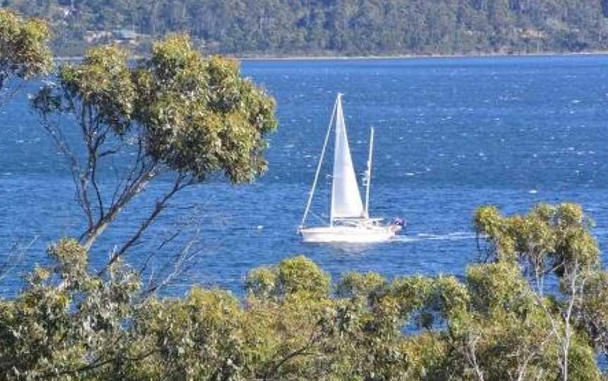 The Tree House, Alonnah, TAS