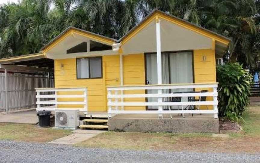Island View Caravan Park, Accommodation in Canoona