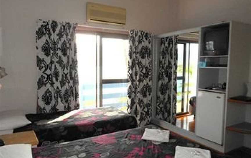 Coral Point Lodge, Shute Harbour, QLD