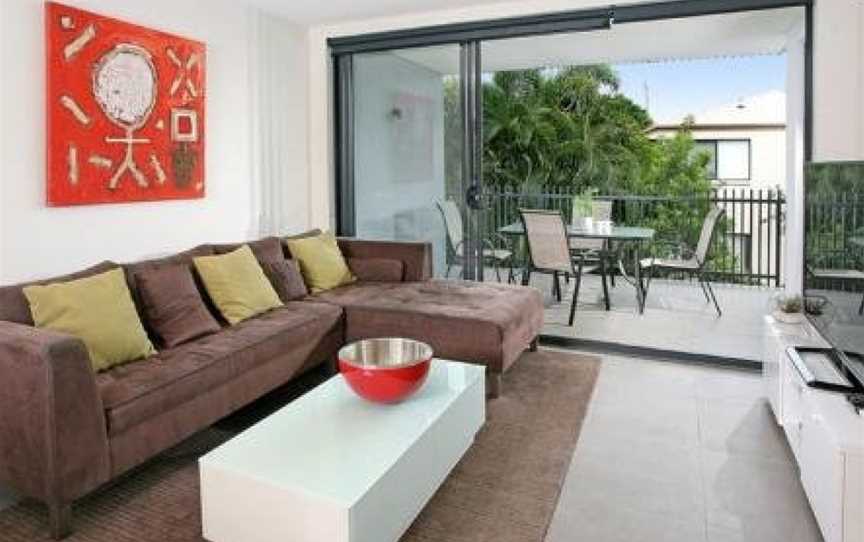 Back of the Block Bulimba - Executive 3BR Bulimba apartment with leafy outlook, Bulimba, QLD