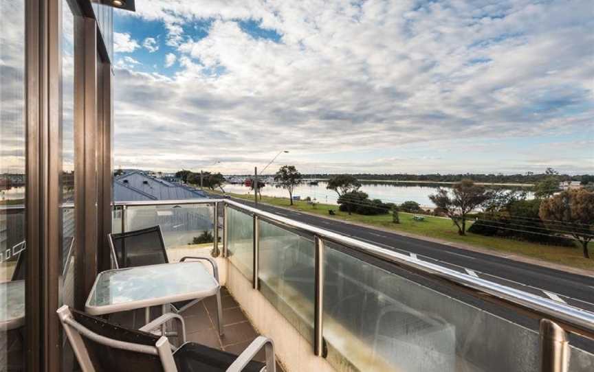 The Esplanade Resort And Spa, Accommodation in Lakes Entrance