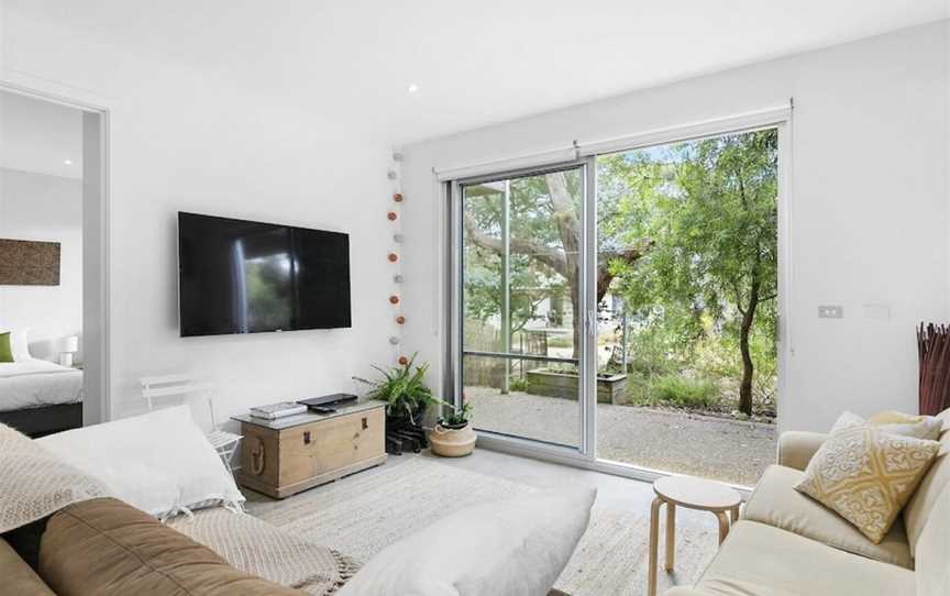 Bristlebird - Beach 650m, Pets, Fireplace, Linen, 4 bdrm, WiFi, Aireys Inlet, VIC