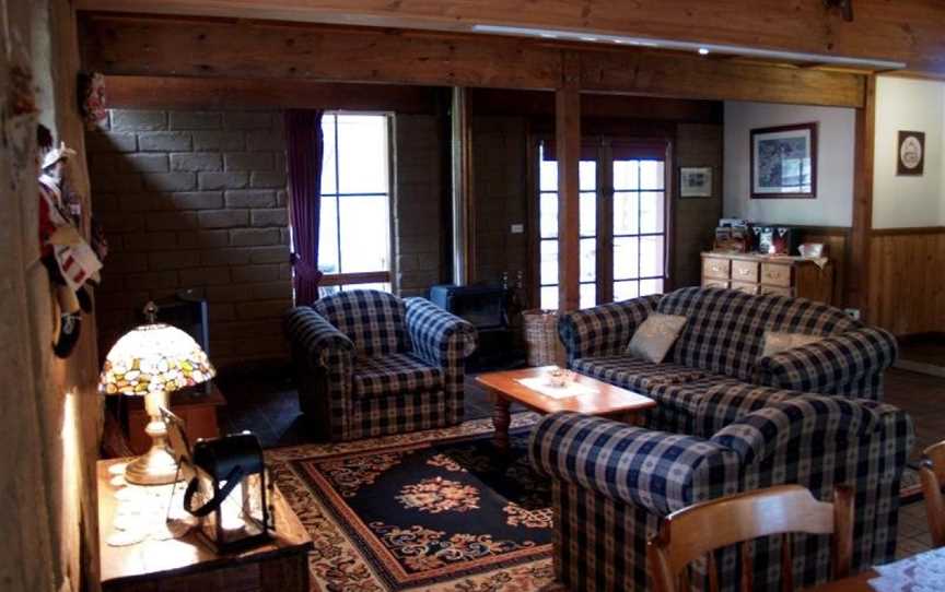 A Timbertop Lodge, Emerald, VIC