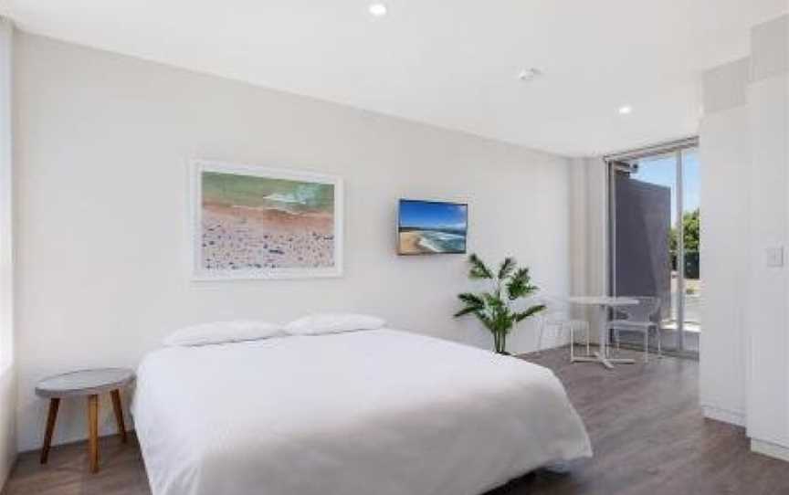 Bondi Beach Studio Penthouse Suite + Balcony, Bondi, NSW