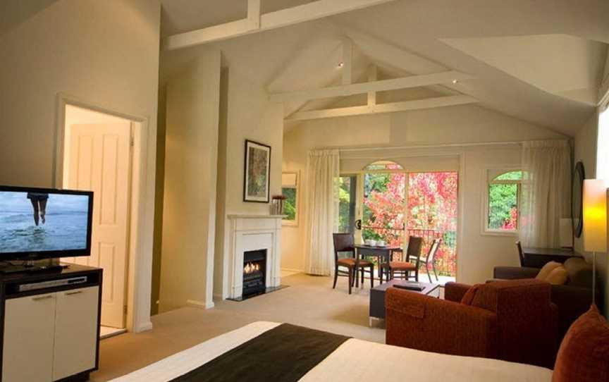Falls Mountain Retreat Blue Mountains, Accommodation in Wentworth Falls