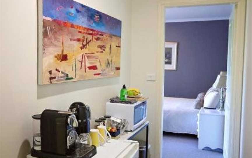 Luxury room 15mins from Wagga's CBD, Oura, NSW