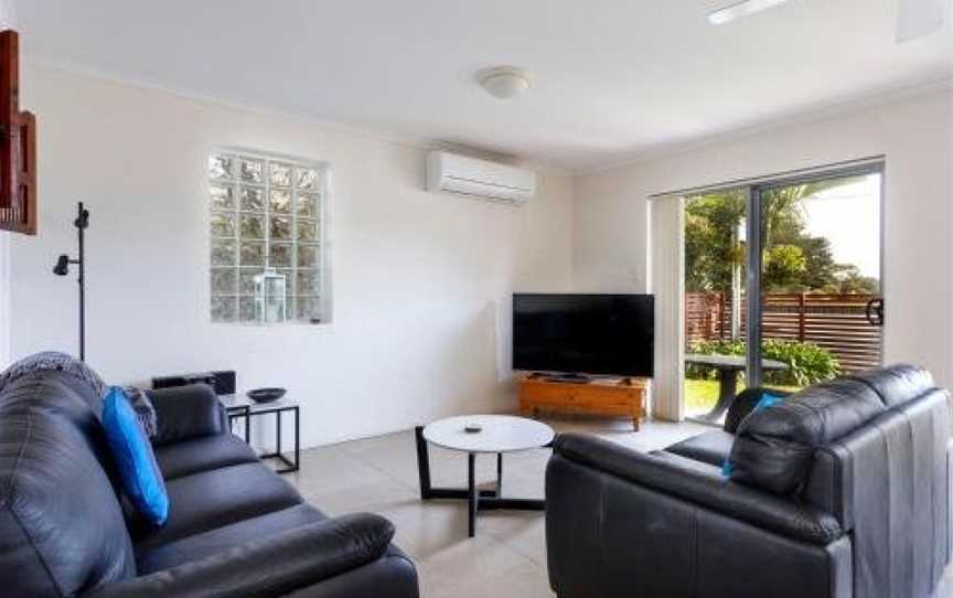 Seachange Apartment 1, Hawks Nest, NSW
