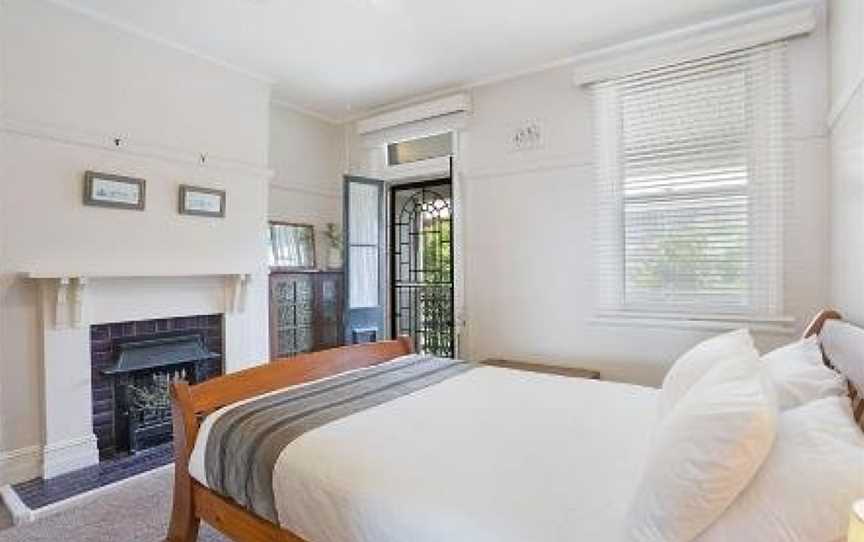 Newcastle Short Stay Accommodation - Vista Apartment, The Hill, NSW