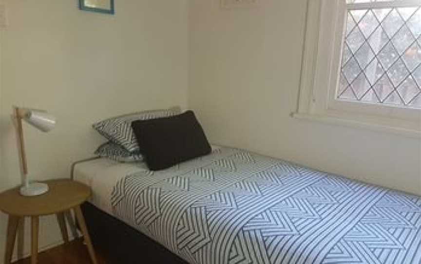 Newcastle Short Stay Accommodation - Cooks Hill Cottage, The Hill, NSW