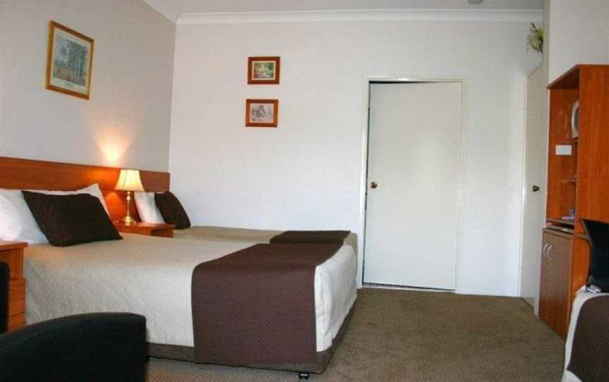 Cadman Motor Inn and Apartments, West Tamworth, NSW