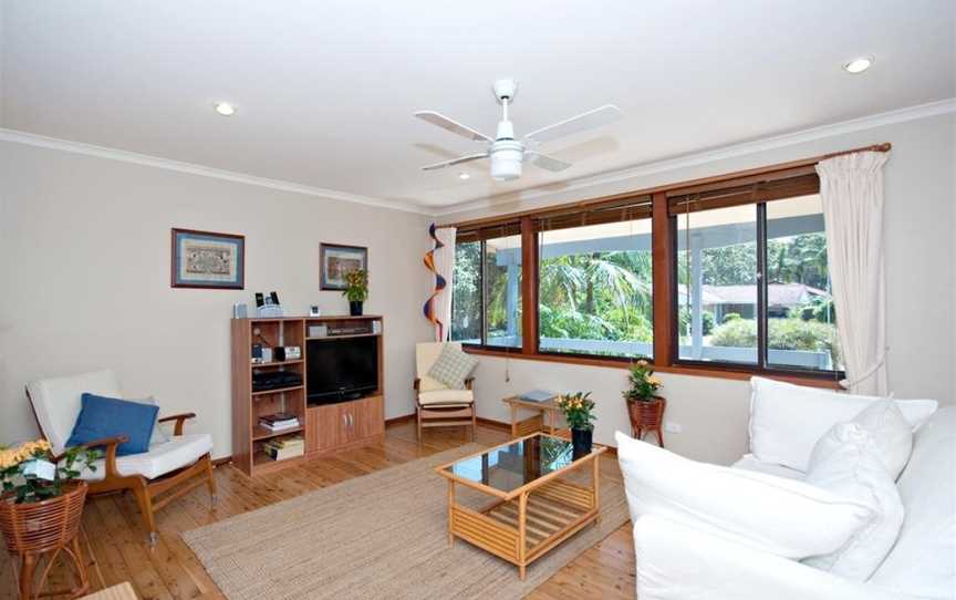 Reel Paradise, 101 Horace Street, Shoal Bay, NSW