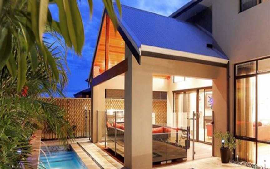 Perth Holiday Stays, Accommodation in Mindarie