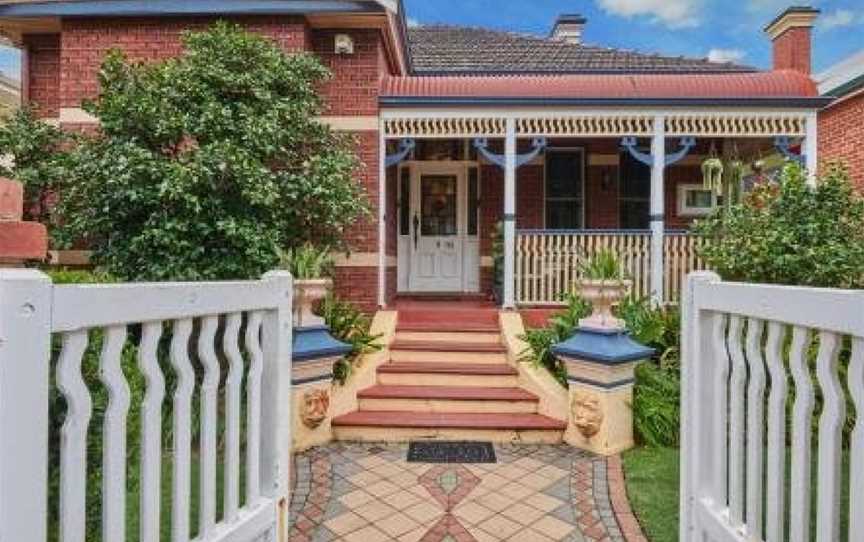 Luxury on Vincent, Accommodation in North Perth