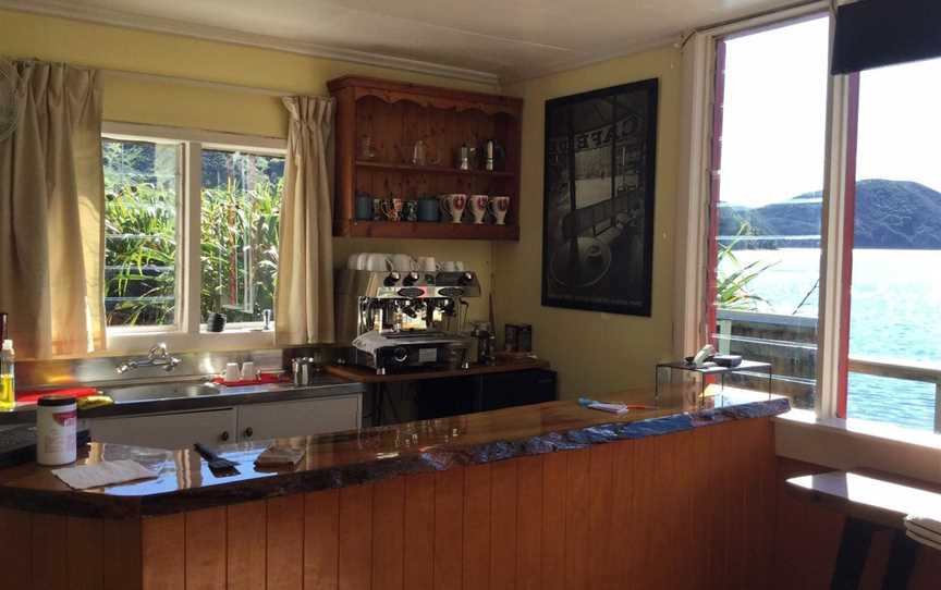 Kingfisher Suite, Elaine Bay, New Zealand