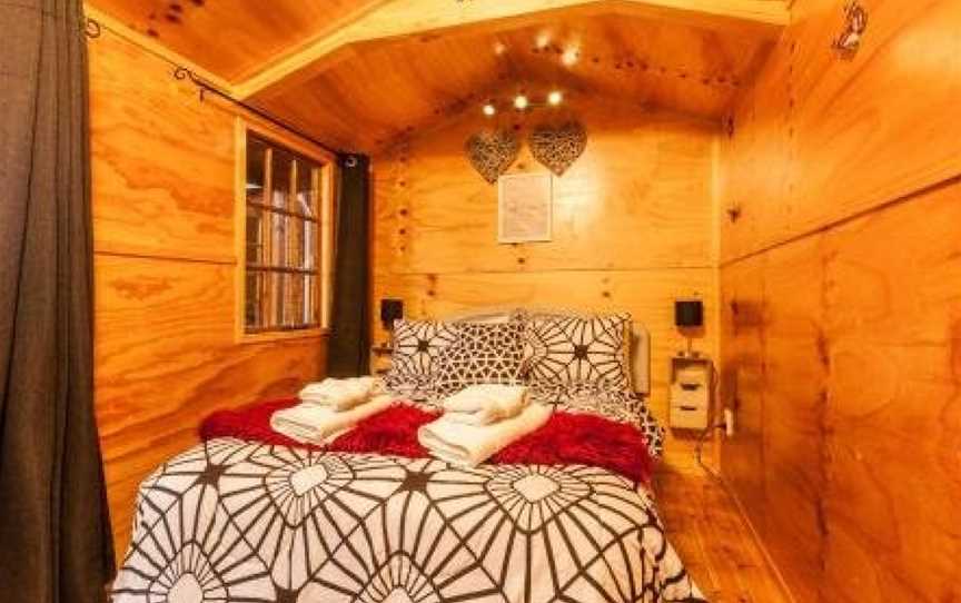 paradise cabins, Matata, New Zealand