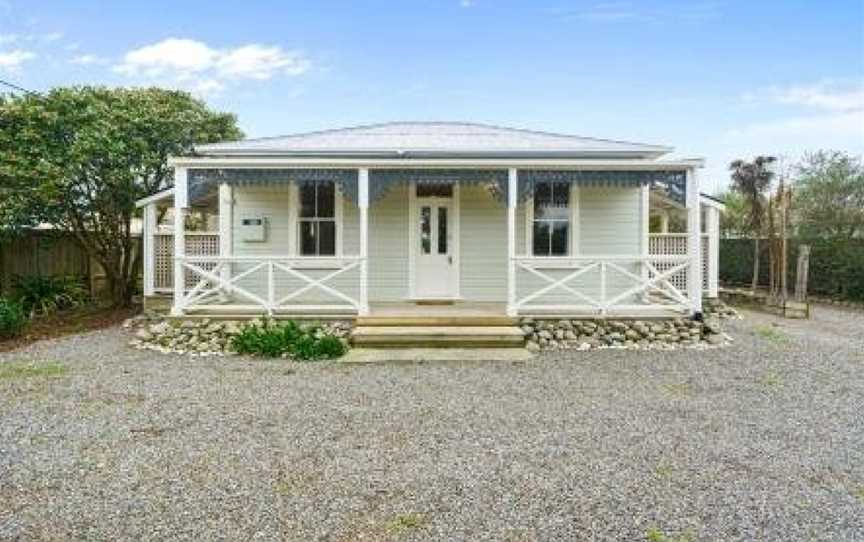 Pendreigh Cottage - Martinborough Holiday Home, Martinborough, New Zealand