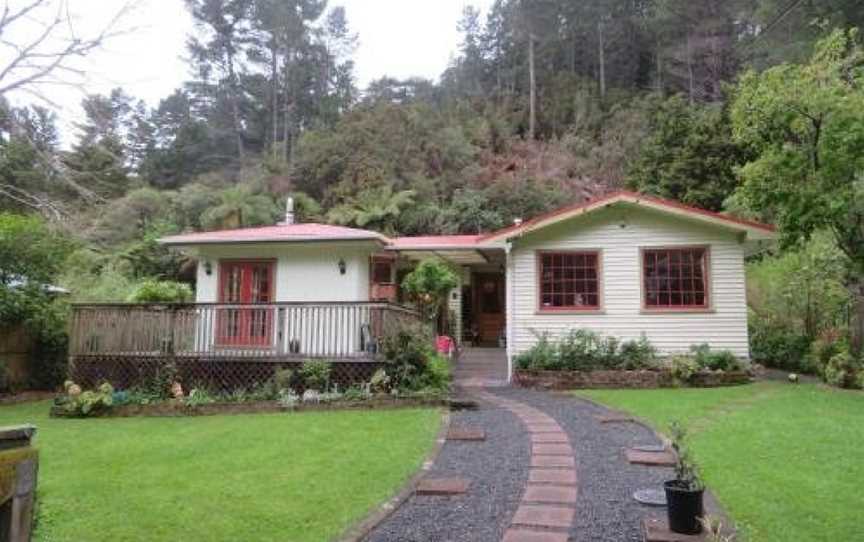 Twin Totara Cottage, Upper Hutt (Suburb), New Zealand