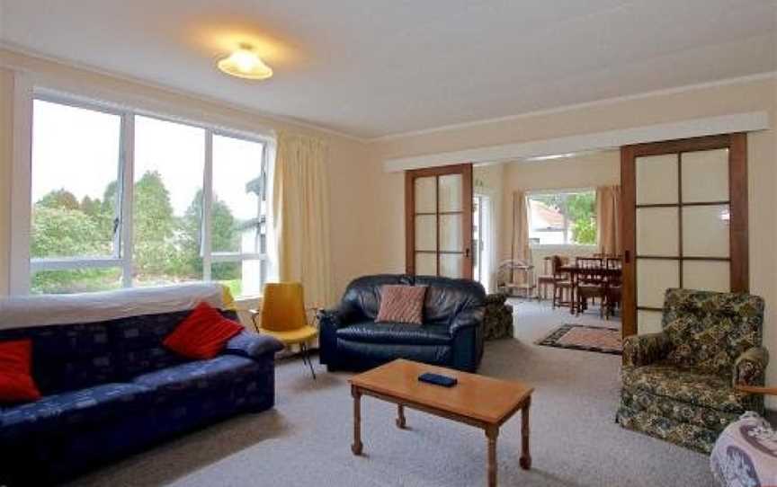 St Marys Vicarage Retreat - Raetihi Holiday Home, Raetihi, New Zealand