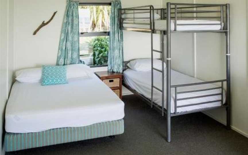 Oakura Beach Holiday Park, Oakura, New Zealand