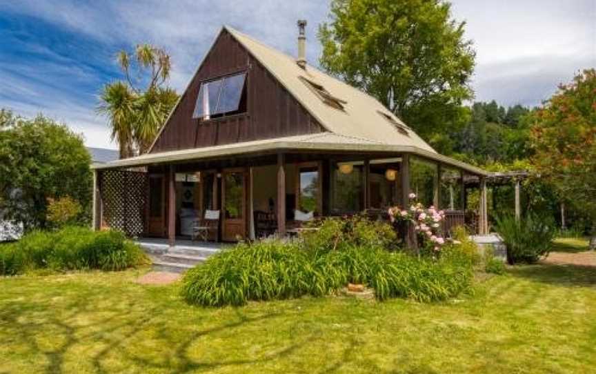 Secret Garden Lodge - Marahau Holiday Home, Kaiteriteri, New Zealand