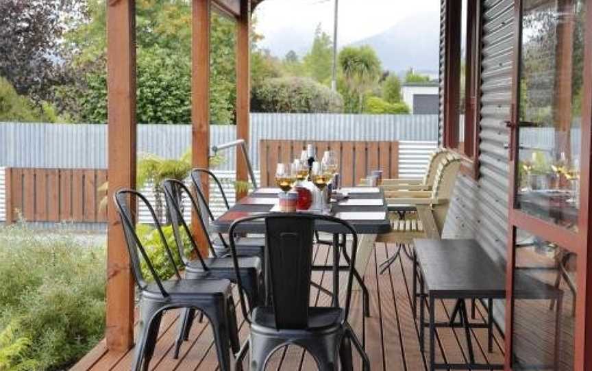 Mokonui Cottage - Te Anau Holiday Home, Te Anau, New Zealand