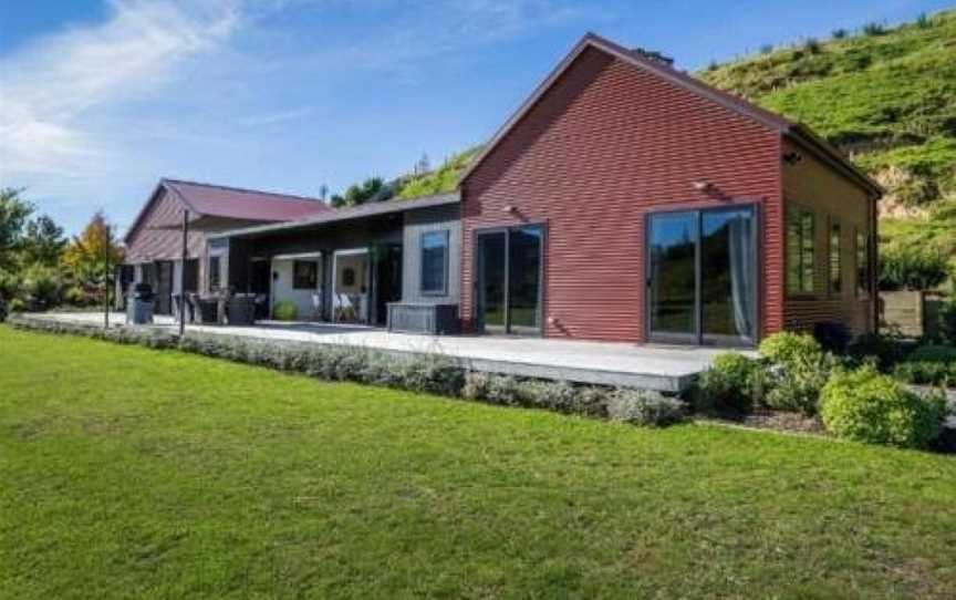Kiwiesque Vineyard Villa, Bay View, New Zealand