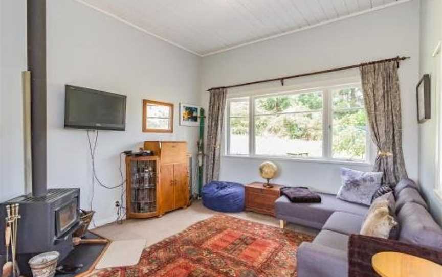 The Red Rooster Cottage - Raurimu Holiday Home, Whanganui National Park, New Zealand