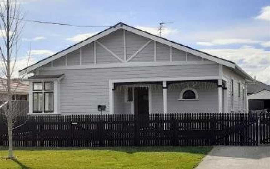 Te Waiharakeke Holiday Home- Aug to Nov Special Rates, Springlands, New Zealand