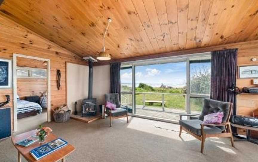 The Beachsider - Te Horo Beach Holiday Home, Otaki, New Zealand